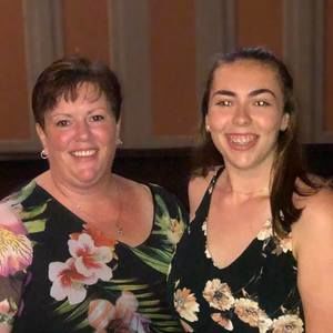 Meet your Posher, Lori